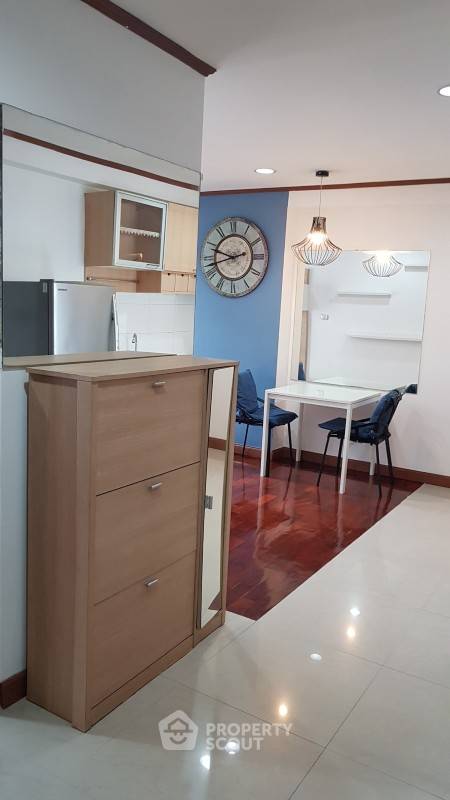 รูป คอนโด 1-ห้องนอน ที่ สราญใจ แมนชั่น คอนโดมิเนียม ใกล้ BTS นานา (ID 514262) - รูปที่ 9/16