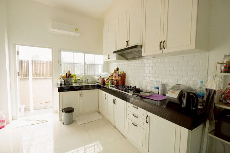 รูป บ้านเดี่ยว คฤหาสน์หรู เนื้อที่ 3-3-8.4 ไร่ บางละมุง - ชลบุรี ใกล้ มอเตอร์เวย์ - รูปที่ 5/47