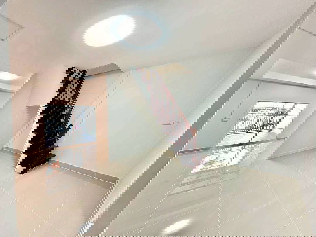 รูป 🏡✨ ทาวน์เฮ้าส์ทำเลศักยภาพ ใกล้เซ็นทรัลเวสต์เกต ✨🏡 💰 ราคาเพียง 1.89 ล้านบาท 🔥 🚆 ใกล้ รถไฟฟ้าสถานีบางใหญ่ - รูปที่ 7/20