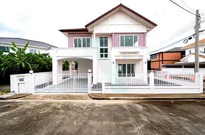 ขายบ้านเดี่ยว : ขายบ้านเดี่ยว โครงการ เพอร์เฟค เพลส สุขุมวิท 77 - สุวรรณภูมิ 2 ชั้น 3 ห้องนอน 3 ห้องน้ำ