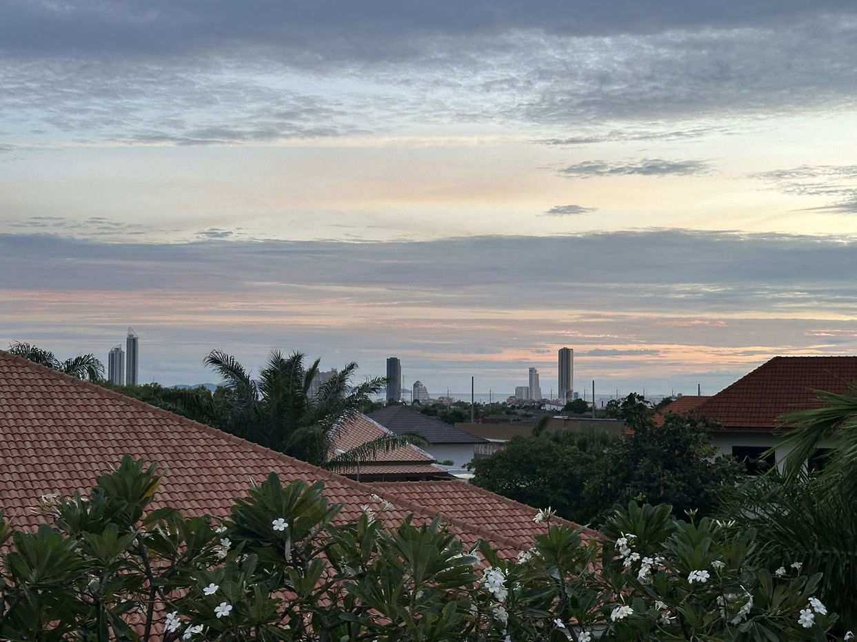 รูป Pool View Villa 5 Bedroom for sale East Pattaya - รูปที่ 4/18