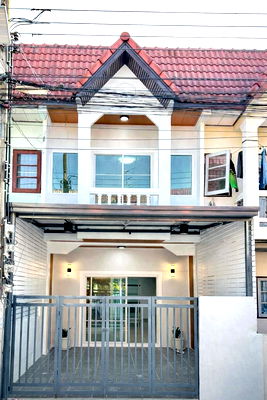 ทาวน์โฮม นนทบุรี : 🏡✨ ทาวน์เฮ้าส์ทำเลศักยภาพ ใกล้เซ็นทรัลเวสต์เกต ✨🏡 💰 ราคาเพียง 1.89 ล้านบาท 🔥 🚆 ใกล้ รถไฟฟ้าสถานีบางใหญ่