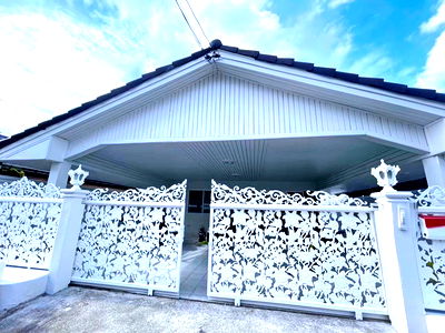 เช่าบ้านเดี่ยว ทรู ทาวเวอร์ พัฒนาการ : ใกล้ MRTสัมมากร 200 ม .รามคำแหง110-112 บ้านเดี่ยวชั้นเดียวให้เช่า 3นอน 2น้ำ โรงเรียนนวมินทราจินุทิศ 450 ม.