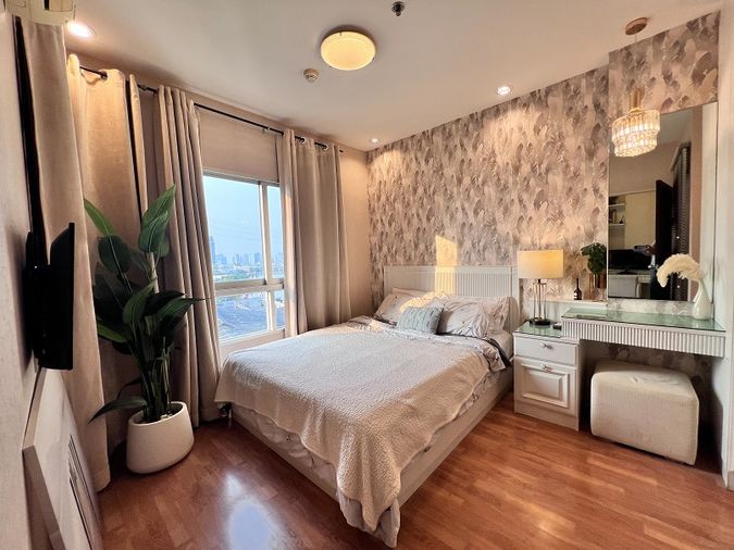 ⚡️紧急！Ivy River 现有一套一居室公寓出租。精美装修，拎包入住。立即致电 082-641-4199