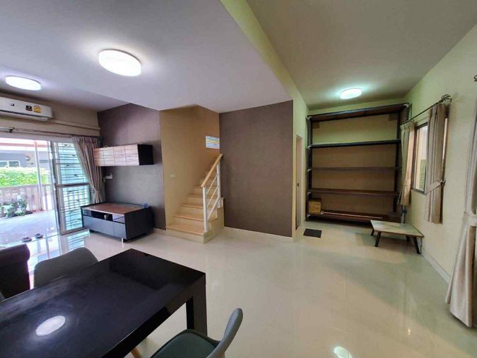 EXCLUSIVE! (RH2561) The Connect Donmueang-Songprapha for rent nice room, nice view with nice price 15,000 Line:  @metroestate
