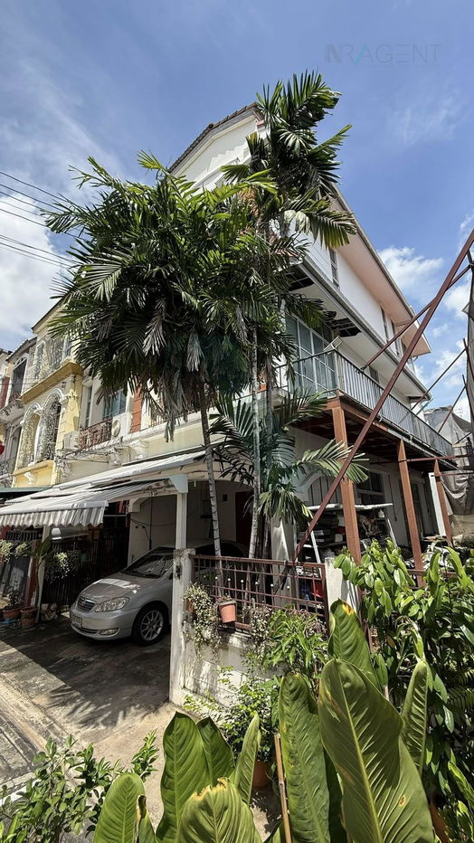 รูป 📌 ขายทาวน์เฮาส์ โครงการ บ้านกลางเมือง แยกรัชดา - ลาดพร้าว 3 ชั้น 6 ห้องนอน 4 ห้องน้ำ - รูปที่ 2/8