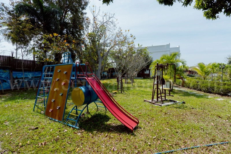 รูป บ้านเดี่ยว คฤหาสน์หรู เนื้อที่ 3-3-8.4 ไร่ บางละมุง - ชลบุรี ใกล้ มอเตอร์เวย์ - รูปที่ 36/47