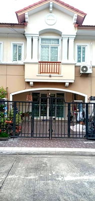 ทาวน์โฮม ม.รังสิต : ขายด่วน !! หมู่บ้านเดอะคอนเนค 7/1 