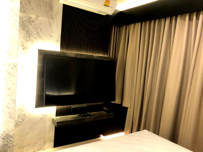 Condos for rent : For rent Life One Wireless Ready to move in (DSG471)