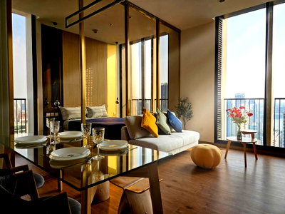 Condos for rent : 🏙️ Condo for Rent – Asoke Area 🌿 Benjakitti Forest Park View 💰 42,500 THB / Month 📐 45 sq.m.