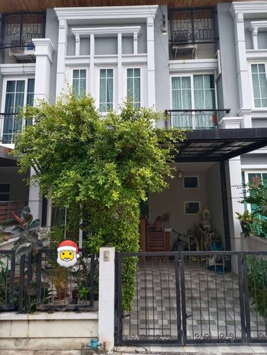 ให้เช่าทาวน์โฮม 3 ห้องนอน 18.5 ตร.ว. โกลเด้น ทาวน์ เกษตร - นวมินทร์