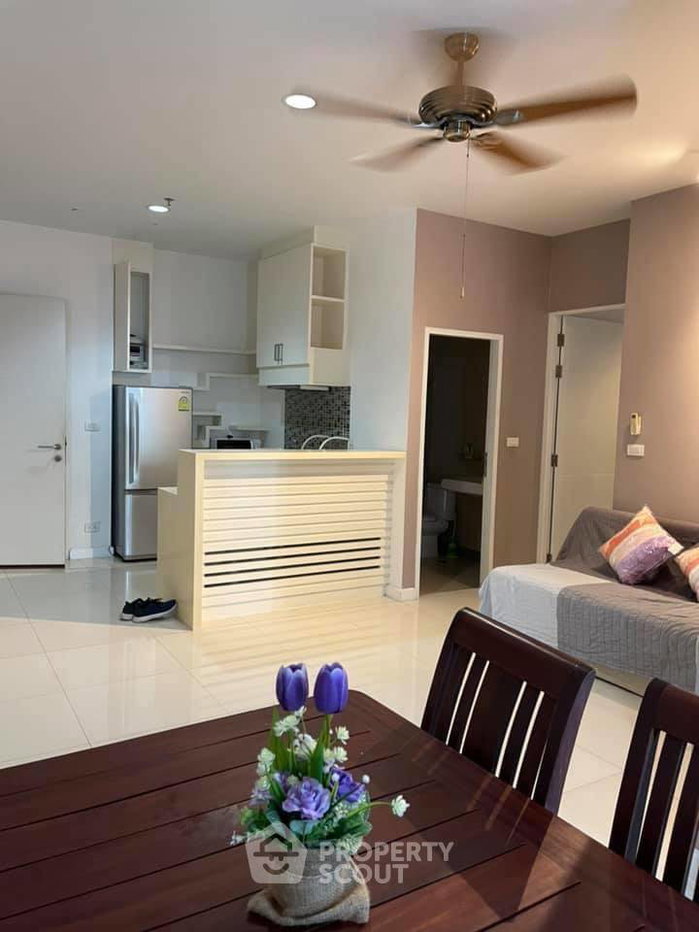 รูป คอนโด 2-ห้องนอน ที่ โฟร์ วิงส์ เรสสิเด้นส์ ใน หัวหมาก (ID 994356) - รูปที่ 1/8