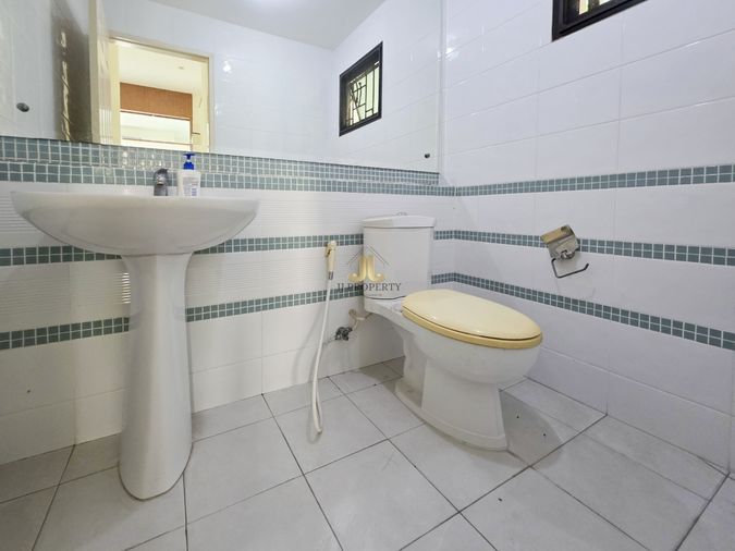 3-bed house for sale, 200 sqm, 56 sq wah, Setthasiri Wongwaen - Sukhaphiban 2