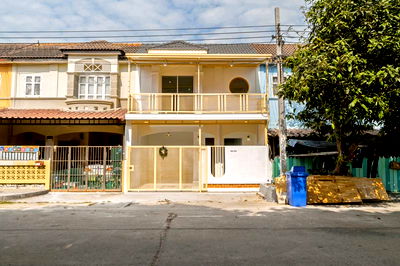 ทาวน์โฮม ถนนบางกรวย-ไทรน้อย : ST0145 | ขาย ทาวน์เฮ้าส์รีโนเวท หมู่บ้านปิยวรารมย์ 1 💰 ราคาเพียง 2.19 ลบ. ✨ ฟรีค่าโอน ✨