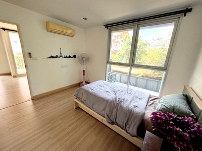 Condos for rent : 💕 Best price! Corner unit at The Niche Thonglor, Sukhumvit 49.  🚝 Near BTS Phong Phrom and EmDistrict.