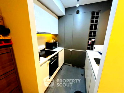 Condos for sale : 1-BR Condo At The River Condominium Near BTS Saphan Taksin (ID 2628175)