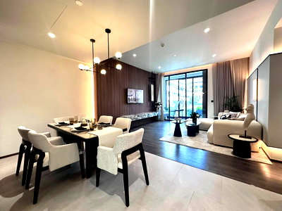Condos for sale Sathorn Thani Tower : For sale romm convent 60 Sq.m. conner room