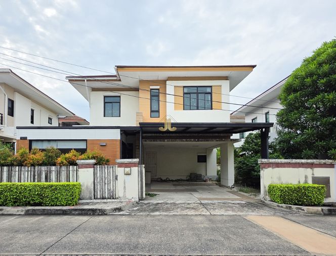 บ้านเดี่ยวย่านเสรีไทย ใกล้ทางด่วน โรงพยาบาลสินแพทย์ ห้างแฟชั่นไอซ์แลนด์