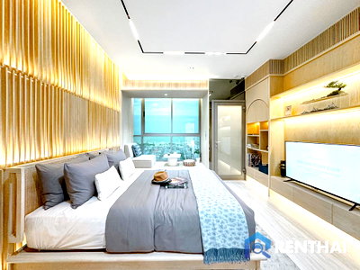 คอนโด ไทวัสดุ พัทยาใต้ : เปิดจองราคาแรก คอนโดริมหาดจอมเทียน  Sky Park Lucean Jomtien ห้องพักแบบสตูดิโอ