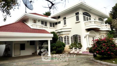 Houses for rent The Market Bangkok : 4-BR House near MRT Sukhumvit (ID 2628008)