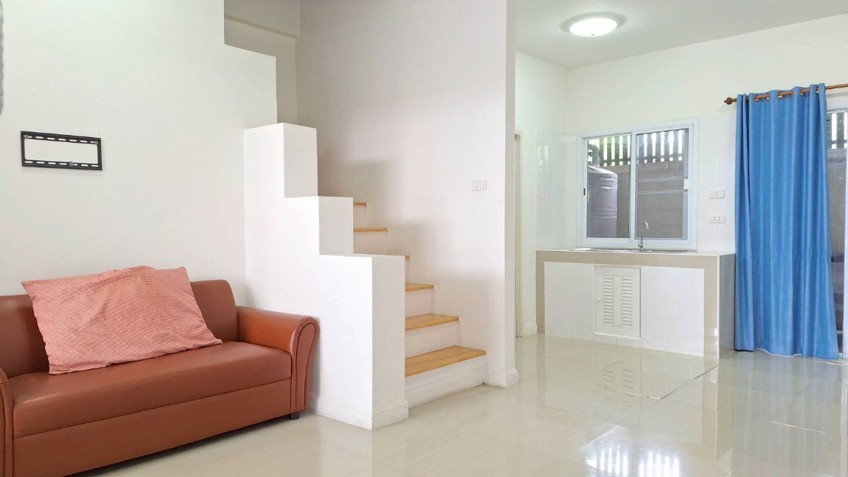 รูป ขายTownhome โครงการ Diya Valley Saraphi (ถนนต้นยาง เชียงใหม่-ลำพูน) ราคา 1.79 ล้านบาท เนื้อที่ 17.5 ขนาด 3 ห้องนอน 2 ห้องน้ำ 2 จอด  - รูปที่ 6/16