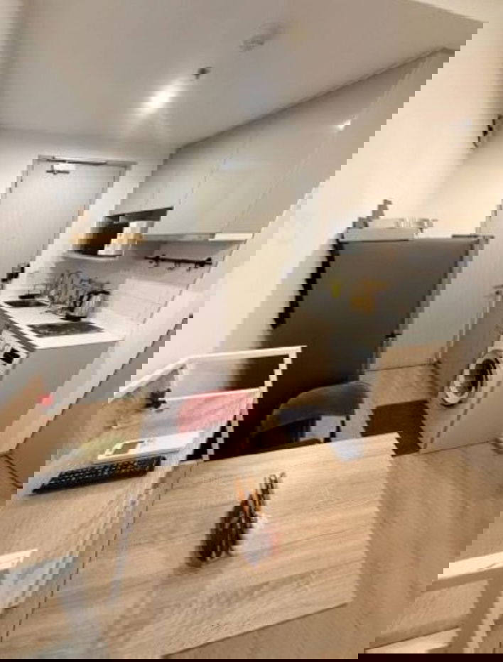 รูป Ideo Q Chula Samyan【𝐒𝐄𝐋𝐋 & 𝐑𝐄𝐍𝐓】🔥ห้องโทนสว่าง ดูคลีนทุกองศา แต่งน้อยแต่ดูแพง🔥 ติดต่อไลน์ไอดี: @hacondo - รูปที่ 8/9