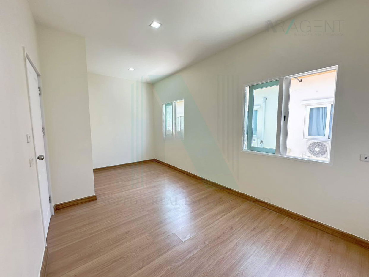 รูป 📌 ขายทาวน์เฮาส์ โครงการ โกลเด้น ทาวน์ เฉลิมพระเกียรติ - สวนหลวง 2 ชั้น 3 ห้องนอน 2 ห้องน้ำ - รูปที่ 6/8