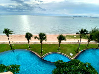 Condos for sale Pattaya-NaKlua Road : ✨️HOT SALE✨️ Large 2 bedrooms 2 bathrooms with jacuzzi, direct sea view, only 10.59 million baht @Ananya Beachfront Naklua condominium, Pattaya