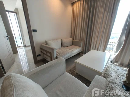 Luxury Oceanfront unit with direct seaview +jacuzzi balcony 6032166