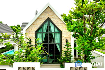 Houses for sale Bang Lamung Chonburi : Stunning 3-Bedroom Pattaya Home