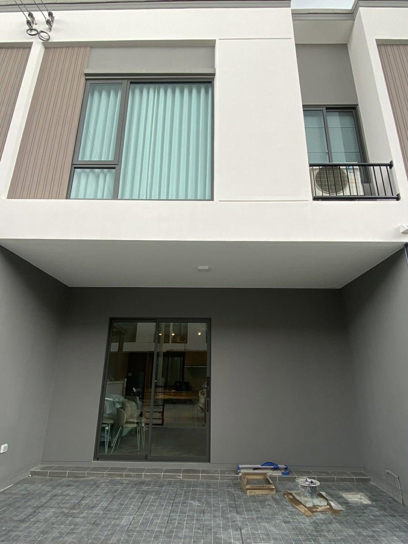 ทาวน์โฮมให้เช่า : 🏠 ให้เช่า Pleno สุขุมวิท-บางนา 3  ✨ พร้อมเฟอร์ครบ + เครื่องใช้ไฟฟ้า เข้าอยู่ได้ทันที ✨