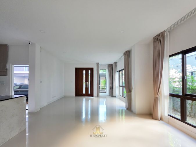 ขายบ้านเดี่ยว 4 ห้องนอน 375 ตร.ม. 56 ตร.ว. เดอะ ซิตี้ เอกมัย-ลาดพร้าว
