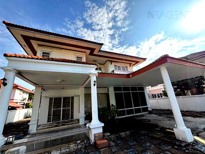 Houses for sale The Brio Mall : For Sell House TANAPIROM PINKLAO 2-story 3 bedroom 3 bathroom