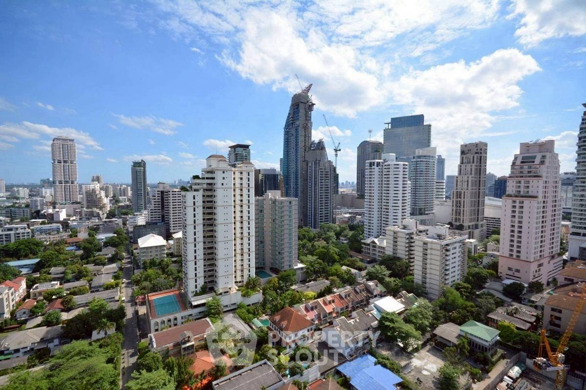 รูป คอนโด 2-ห้องนอน ที่ ดิ เอส สุขุมวิท 36 ใกล้ BTS ทองหล่อ (ID 2627553) - รูปที่ 12/12