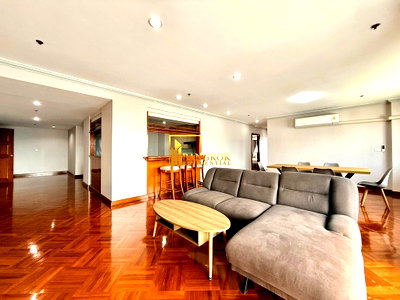 คอนโดให้เช่า : Expansive 3 Bedroom Apartment For Rent in Ekkamai Area - BR20736AP