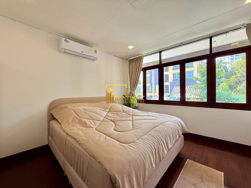 รูป Beautiful 4 Bedroom House For Rent in Ekkamai Area - BR28323SH - รูปที่ 35/46