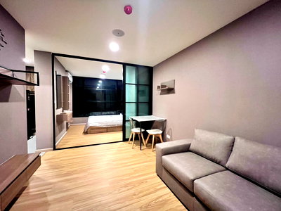 Condos for rent Liab Duan Night Market : ⚡️ Urgent! 1-bedroom unit available at The Cube Loft Nuanchan. Beautiful, ready-to-move-in unit.