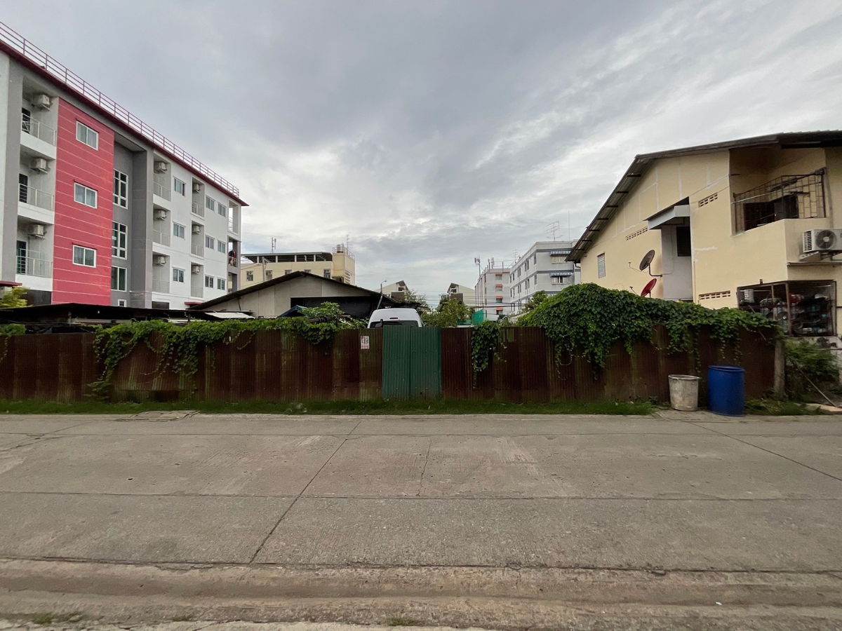 รูป ขายที่ดิน 90 ตร.ว. ลาดพร้าว 81 ใกล้ อิมพีเรียล เวิลด์ ใกล้สถานีลาดพร้าว83 รถไฟฟ้าสายสีเหลือง - รูปที่ 7/14