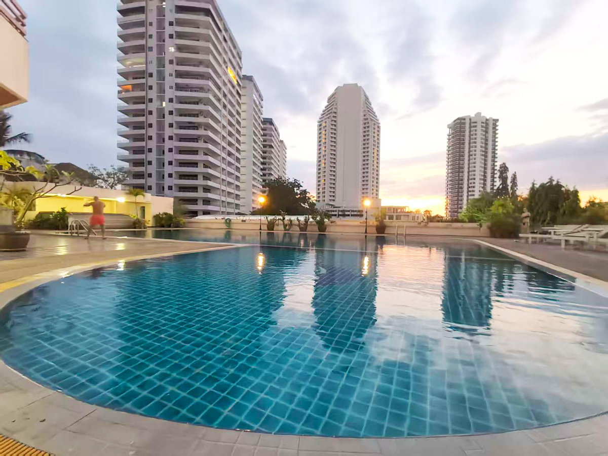 picture Luxurious and quiet smart sea view condo - 39/42