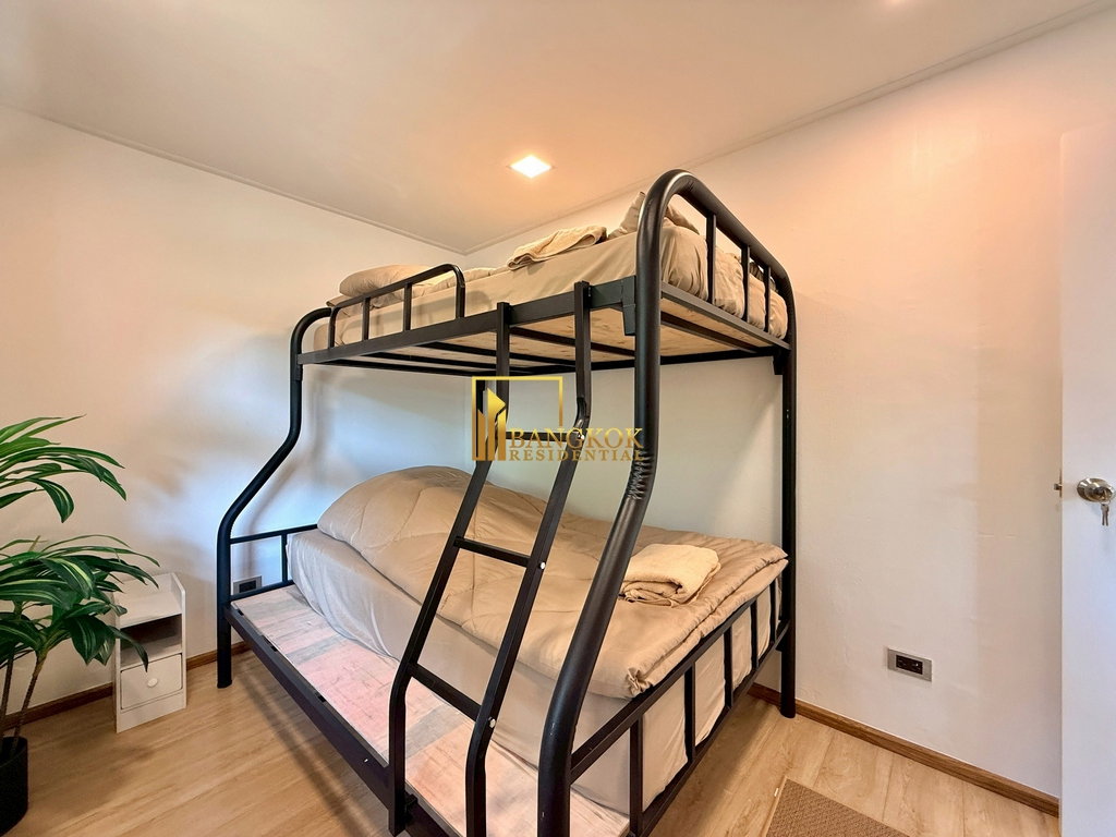 รูป Beautiful 4 Bedroom House For Rent in Ekkamai Area - BR28323SH - รูปที่ 17/46