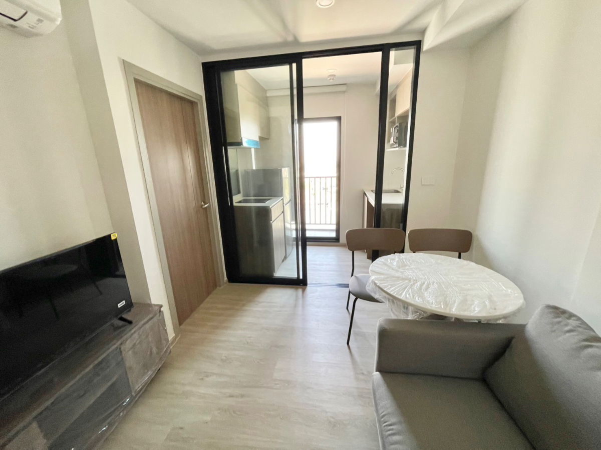 รูป Nue Core Khu Khot BTS คูคต ห้องใหม่แกะกล่อง 1ห้องนอน วิวไม่บล็อค พร้อมเครื่องซักผ้า พร้อมอยู่  - รูปที่ 4/9