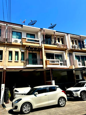Townhouses for rent Bangkok : TIME HOME RAMA 9 – HUA MAK | SPACIOUS TOWNHOME | 3 BED 3 BATH | 2 PARKING