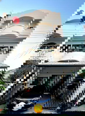 เช่าบ้านเดี่ยว ถนนพหลโยธิน : HU7162 ทาวน์โฮมให้เช่า ลาดพร้าว 15 กรุงเทพมหานคร