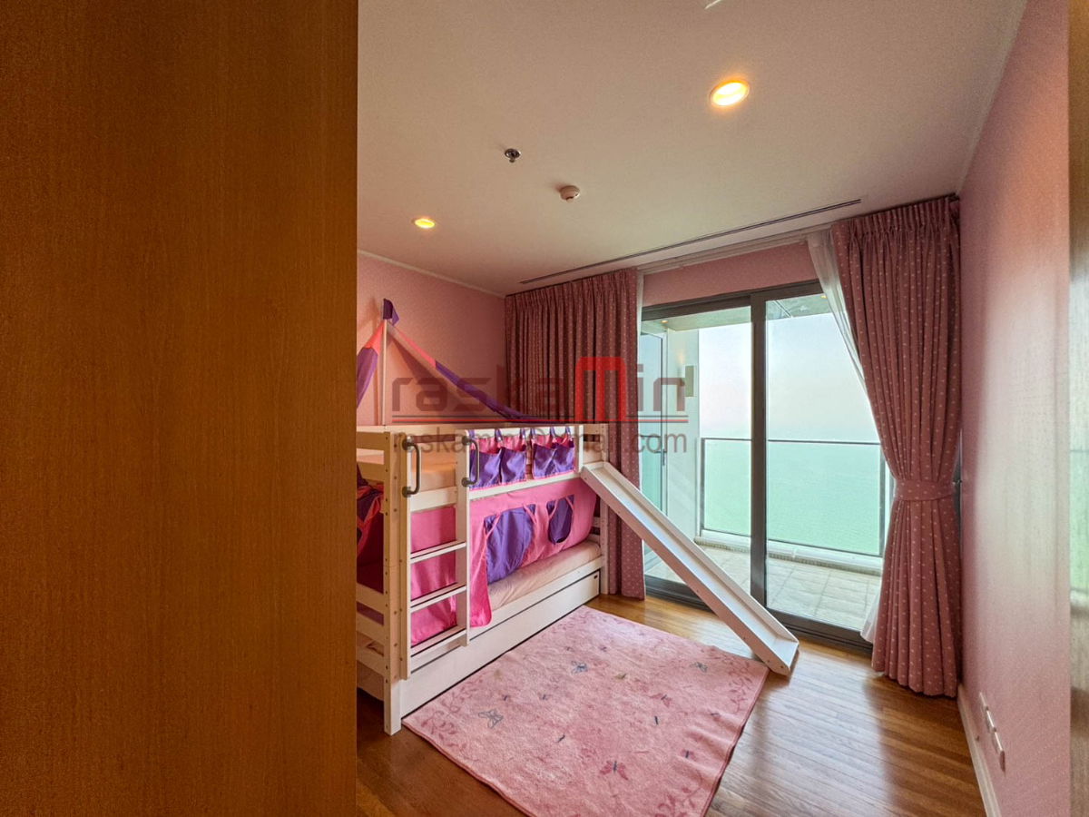 รูป ขายคอนโดหรู นอร์ทพอยท์ คอนโดมิเนียม– 3 ห้องนอน วิวทะเลสวยงาม - รูปที่ 20/43