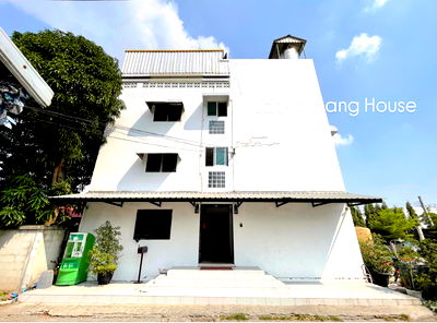 กิจการ ถนนกรุงเทพ-ชลบุรี มอเตอร์เวย์ : ขายด่วนอพาร์ทเมนท์ (ซอยลาดกระบัง 18)