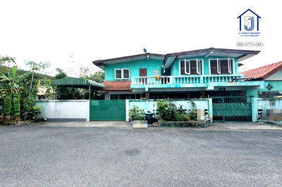 บ้านแฝด กรุงเทพมหานคร : ขายบ้านแฝด 2 ชั้น 68 ตารางวา หมู่บ้านปิ่นเจริญ 2  ถนนสรงประภา ใกล้สนามบินดอนเมือง