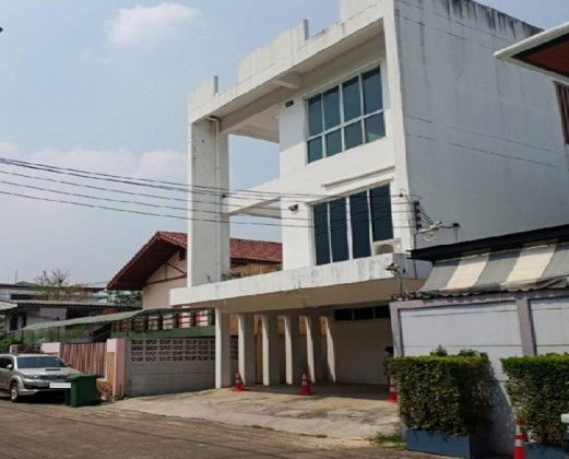 รูป ให้เช่าอาคาร / Home Office 3 ชั้น / ทำเล ใกล้ RCA / อยู่ในซอยเพชรบุรี 47 / จอดรถ 4-5 คัน / แอร์ 6 เครื่อง / เหมาะเป็นสำนักงาน จดบริษัทได้ - รูปที่ 1/14