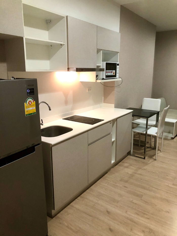 รูป ขายคอนโด เดอะพาร์คแลนด์ เพชรเกษม–ท่าพระ (The Parkland Phetkasem–Thapra) ห้องมุม วิวสระว่ายน้ำ  - รูปที่ 4/14