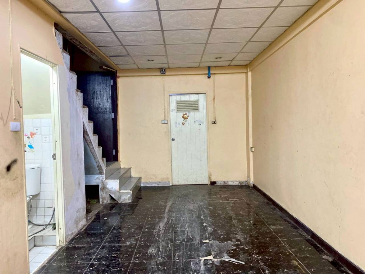 รูป ธนะสิน นวมินทร์ 68 (ตึกแถวขายตามสภาพ) ขายอาคารพาณิชย์ 3.5 ชั้น  หมู่บ้านธนะสิน โครงการ 4  ซอย นวมินทร์ 68 - รูปที่ 6/15