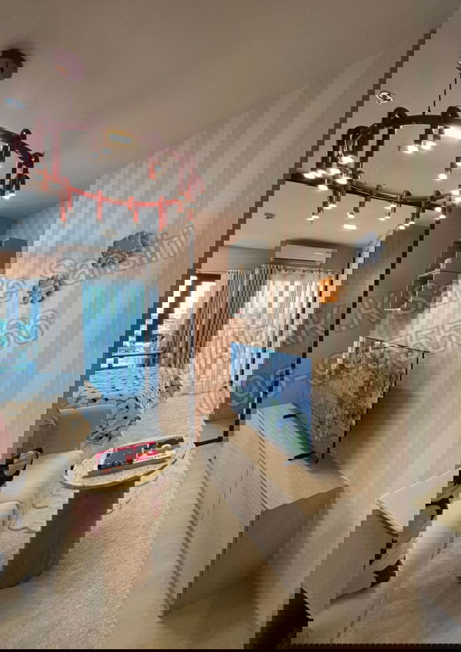 รูป 🚩 Flo by Sansiri 🚩 ตกแต่งกระเป๋าใบเดียวเข้าอยู่ได้เลย คอนโดใกล้ Iconsiam  - รูปที่ 5/10